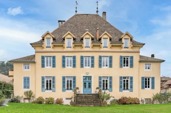 Relais du Destin Hotels in Saint-Vulbas