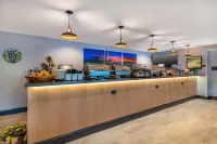 Maine Evergreen Hotel, Ascend Hotel Collection - breakfast