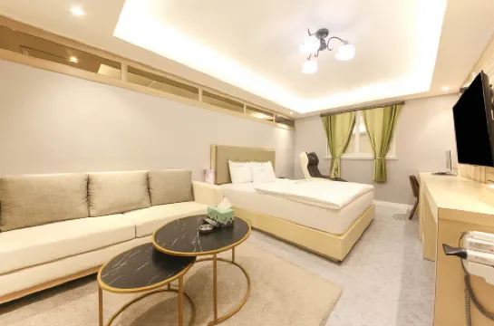 Yeongcheon Jeong Yang Hotel