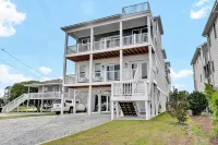 Walk to Beach Pool Ocean View Parking Bunk Beds