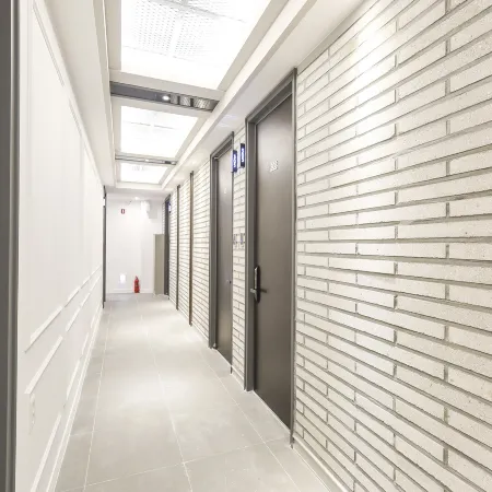 Sharp Hotel