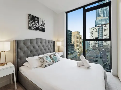 Bright Apartment with City Views in Trendy Locale