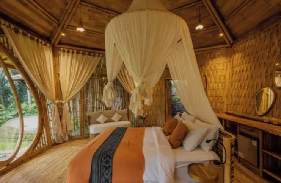 The Kul Kul Farm Отели рядом с достопримечательностью «Kantor Perpustakaan Pemerintah Kabupaten Badung»