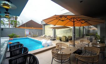 GREYFIELD HOTEL AND APARTMENTS