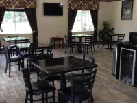 The Piney Woods Inn Hotels in Walker County
