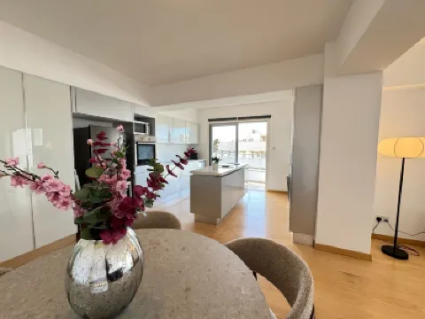 Balcony Views - Specious 2 BR Flat Hotels in 