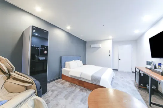 ชางวอน จุงอังดง โฮเทล ซัม