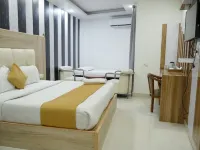 Grow the Modesty Hotel# New Delhi Near International Airport # Family Hotel # Lift - 水遊び場