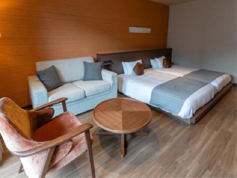 スーペリアリバービューツインルーム 熱海温泉 料理旅館 渚館の写真