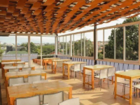 佩魯布克蒂尼卡青年旅館