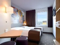 B＆B ホテル ケルン エアポート 地下鉄ラート・ホイマー駅周辺のホテル