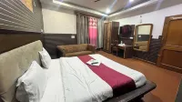 โรงแรม รอยัล พลาซ่า โรงแรมใน