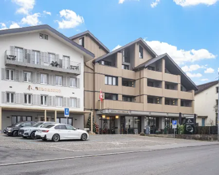 ベルク & ベルク ホテル ケルンス - セルフ チェックイン ケルンスのホテル