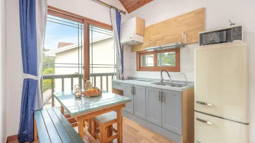 Gapyeong Highmong Pet-Friendly Kids Pool - Pet friendly