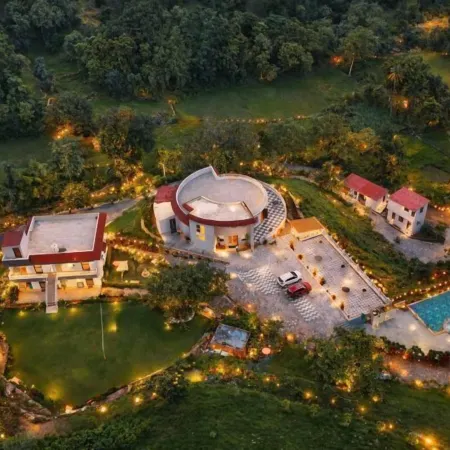 The Sky Imperial Pavoreal Jungle Resort
