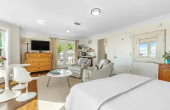 Jubilee Suites Boutique B&B