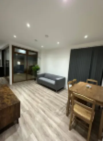 倫敦一卧室豪華公寓，位於依爾福，美麗宜人