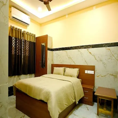 Suba Lakshmi Guest House Hotels near Sri Vakra Kali Amman Sannathi