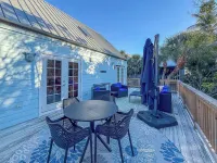 Beach House Anna Maria Island, FL - 1 block to beach!