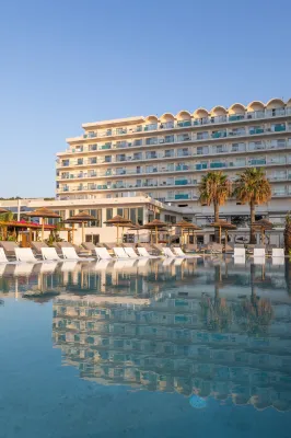 Pegasos Deluxe Beach Hotel