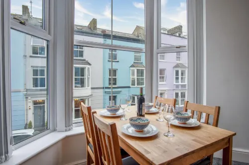 Caldey Island View - 2 Bedroom Apartment - Tenby - 2-Sterne