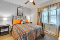 Peaceful Camden Vacation Rental ~ 3 Mi to Town! - Parking