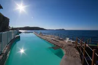 Hôtel le Provençal renové en 2025 - Bord de Mer - Havudsigt