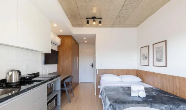 Fully Equipped Apartments Just a few Steps From the Botanical Garden in Curitiba - EBI Hotels in 
