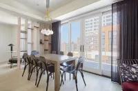 Lark Hotels 907 Main