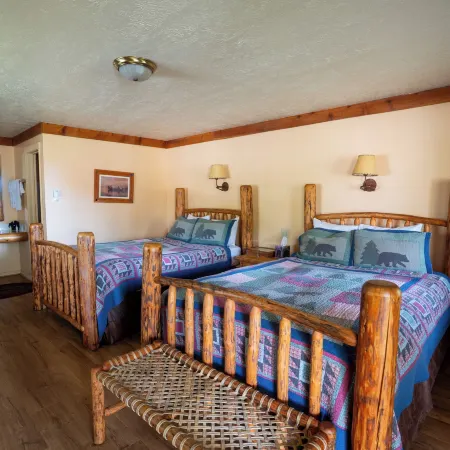 Daniels Summit Lodge
