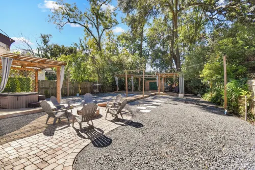 Downtown Jacksonville Retreat Pet-friendly With Hot Tub & Backyard Oasis - Jacuzzi
