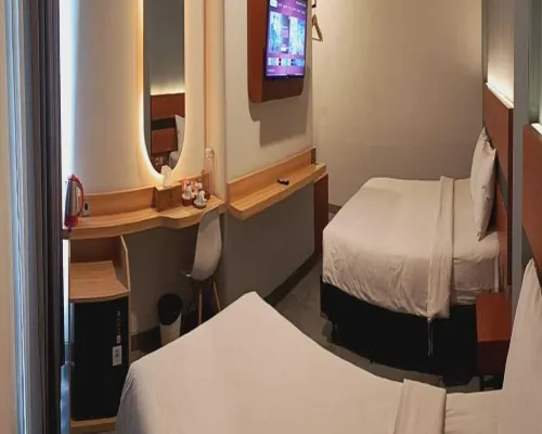 Queen Boutique Hotel Simpang Lima Hotéis em Candisari