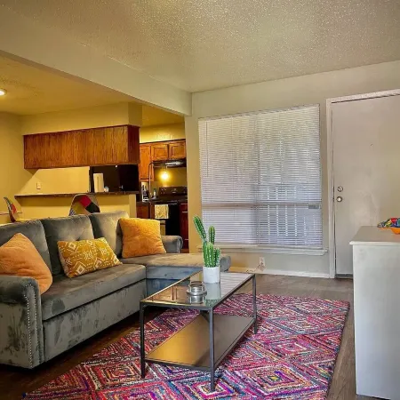 King Bed,central, Worker-friendly,longstaydiscount
