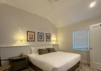 Rochambeau Roadside Inn