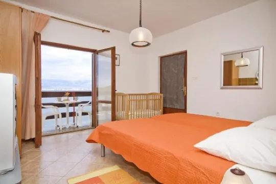 Apartments Ljilja