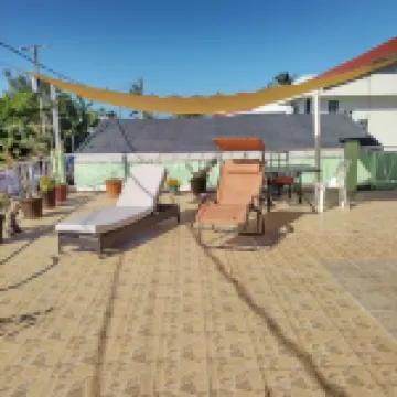 The Red Hut Inn Hotels in 