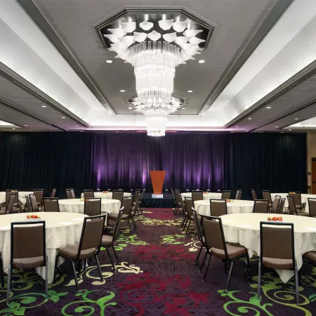 DoubleTree by Hilton Sonoma Wine Country