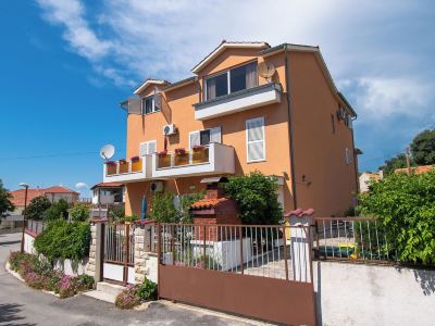 Apartments Cace