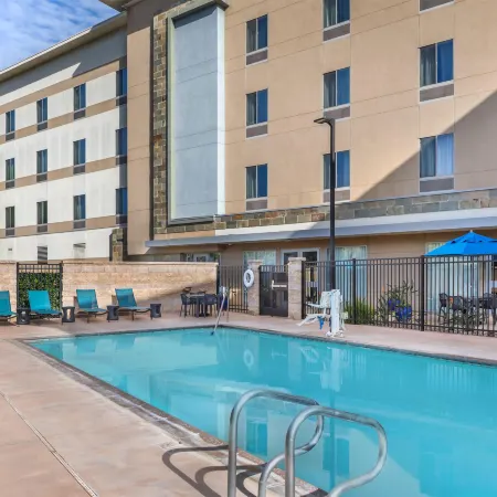 Hampton Inn & Suites Riverside/Corona East