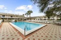 Woodland Shores by Panhandle Getaways