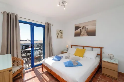 Air-conditioned Villa With Mountain Views, 300m From Coastal Path - Villa Elana - maisons de vacances
