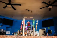 DoubleTree by Hilton Orlando Theme Park Resort - Barer