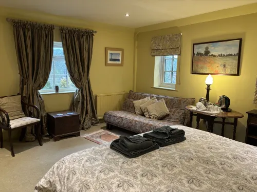 Thorpe Green House Vegetarian Bed & Breakfast
