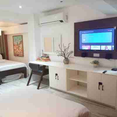 L1 Twin Bed Staycation in Bonifacio Global City Rooms