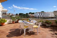 Charming Sitges Apartment with Shared Pool & City Views - 3 Sao