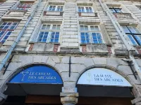 La Suite des Arcades Grand Place Sauna et Balneo Hotels in Arras
