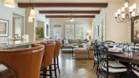 Setting the Standard by Avantstay Luxury Villa - parking