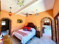 Penthouse in Yelapa, Brand New and Luxurious Casa, Sleeps 8 very comfortably