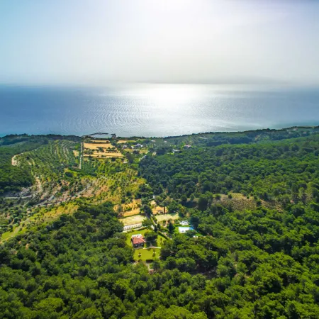 Villa Laurette Kratigos, Private Escape with Views