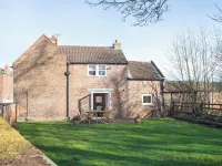 Stapleton/Parkgate Cottages Hotels in Selby District